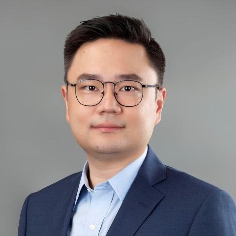 Liang Zhou